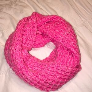 Abercrombie and Fitch Infinity Scarf